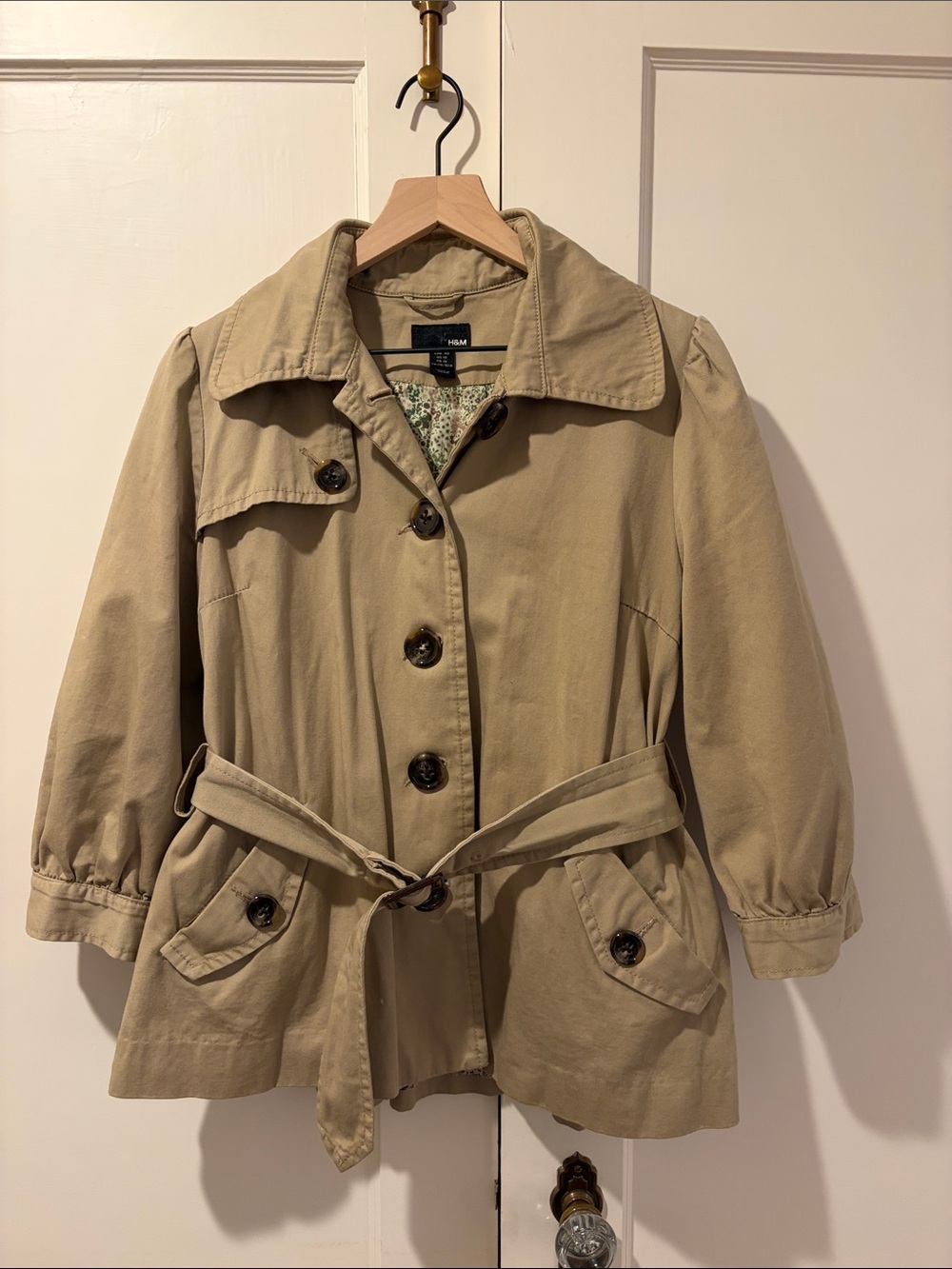 H&M Women's Light Tan Belted Short Trench Coat